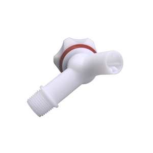 ก๊อกน้ำพลาสติก PP ดีไซน์คลาสสิกสำหรับใช้ในบ้าน ห้องน้ำ และห้องครัว - Product Image 2