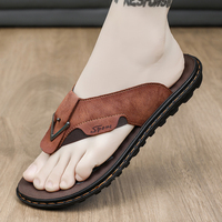 Nouvelles sandales indiennes classiques pour hommes en cuir véritable, tongs décontractées souples, design tendance, prix bas, chaussures d'usine, marque d'exportation