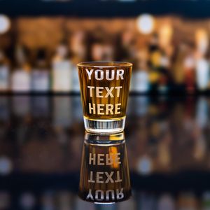 Paquete de 2 vasos de chupito grabados con texto personalizado con caja para hombres, boda, mejor hombre, <span class=keywords><strong>aniversario</strong></span> - Product Image 2