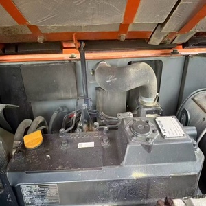 Mini-excavatrice sur chenilles 7,5T avec godet de terrassement, moteur Komatsu 65KW, composants essentiels : moteur, engrenage, roulement - Occasion - Product Image 2