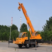 Camion-grue mobile SITONG de 16 tonnes de capacité de levage avec flèche télescopique droite et vérin hydraulique Liyuan à couple élevé