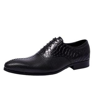 Zapatos de Cuero Estilo Oxford Hechos a Mano para Hombre - Elegantes y Transpirables, Ideales para Bodas, Fiestas y Oficina Casual - Product Image 1