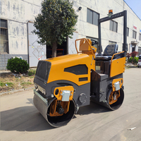 Mini-compacteur vibrant 1-3 tonnes diesel à double tambour avec moteur Changchai et moteur hydraulique