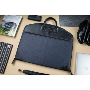 Costume d'affaires <span class=keywords><strong>de</strong></span> luxe chic sac à main Spot Nylon <span class=keywords><strong>housse</strong></span> <span class=keywords><strong>de</strong></span> <span class=keywords><strong>protection</strong></span> anti-poussière <span class=keywords><strong>pour</strong></span> costumes stockage <span class=keywords><strong>vêtements</strong></span> protecteur - Product Image 3