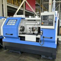 Torno CNC de bancada plana de un solo husillo de alta resistencia CK6140 automático para taladrado y roscado de ejes y discos metálicos