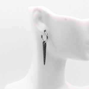 Pendientes colgantes yunnique de acero de titanio con forma de púa, diseño geométrico, joyería unisex - Product Image 3