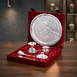 Ensemble de thaali pour pooja de 8 pouces, fait main, luxe, plaqué or, avec motifs en relief, cadeau de luxe. - Product Image 3