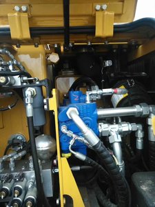 Mini excavatrice sur pneus d'occasion SANY 65C-9 60C-9 95c-9 135c-9 mini excavatrice à creuser à vendre avec peu de carburant - Product Image 4