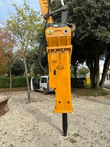Martelo Hidráulico MONDE 7 Toneladas Modelo MD750 com Bomba, Caixa de Engrenagens e Rolamento para Demolição de Concreto - Product Image 1