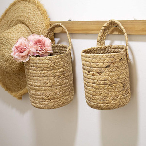 Handmade Straw Woven <b>Basket</b> Round Wall Mounted Hanging Storage For Plants And Flowers - Product Image 1