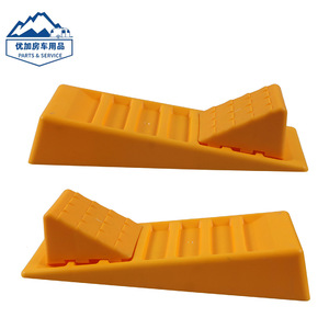 Cale de stationnement antidérapante en plastique pour caravane, camping-car et véhicule de camping - Product Image 4