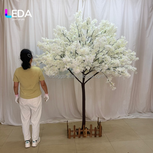 Arbre de cerisier artificiel blanc sur mesure LEDA en soie, fausse fleur de sakura pour mariage, fête, événement, toile de fond de scène - Product Image 4