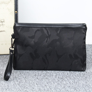 High Quality Pu Leather <b>Men's</b> <b>Clutch</b> <b>Bag</b> with Zipper Closure Fashion Style Customizable Logo OEM Service - Product Image 1