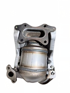Convertidor catalítico de tres vías montado frontalmente en acero para Honda Fit 1.5L 2008-2014 - Product Image 6