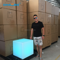 Cube lumineux LED 3D décoratif pour l'extérieur, avec changement de couleur RVB, pour bar / boîte de nuit / fête / mariage