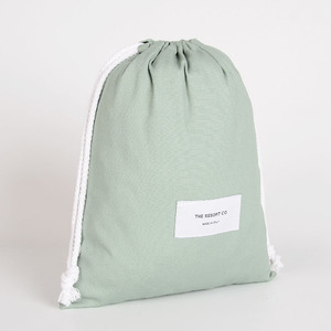 Sac à cordon Premium Vert pour hôtel, sac à chaussures lavable, sac anti-poussière personnalisé pour la maison, idéal pour les voyages et la promotion hôtelière - Product Image 2