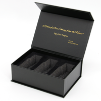 Parfum de luxe personnalisé/bougie/soin de la peau/cosmétique/boîte d'emballage de produit boîte cadeau en carton à aimant magnétique avec inserts en mousse Eva