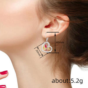 Pendientes de Corazón Blancos Champán, Plata 925, Baño de Rodio, Cristal, Engaste de Bisel con Pedrería, Románticos, para Uso Diario de Mujer - Product Image 5