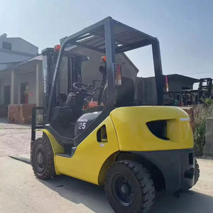 Montacargas diésel Komatsu MITSUBISHI TCM usado de 2.5/3/5/7/10/15/16/25 toneladas con motor original japonés YANMAR, grúa elevadora portátil. - Product Image 1