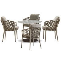 Chaise de salle à manger moderne et durable en rotin tressé avec cadre en aluminium de style européen pour restaurant extérieur, café et hôtel