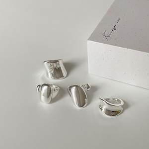 Bagues de surface bombée irrégulière haut de gamme, à bande épaisse et dégradée, en acier inoxydable, bijoux tendance et simples plaqués or - Product Image 3