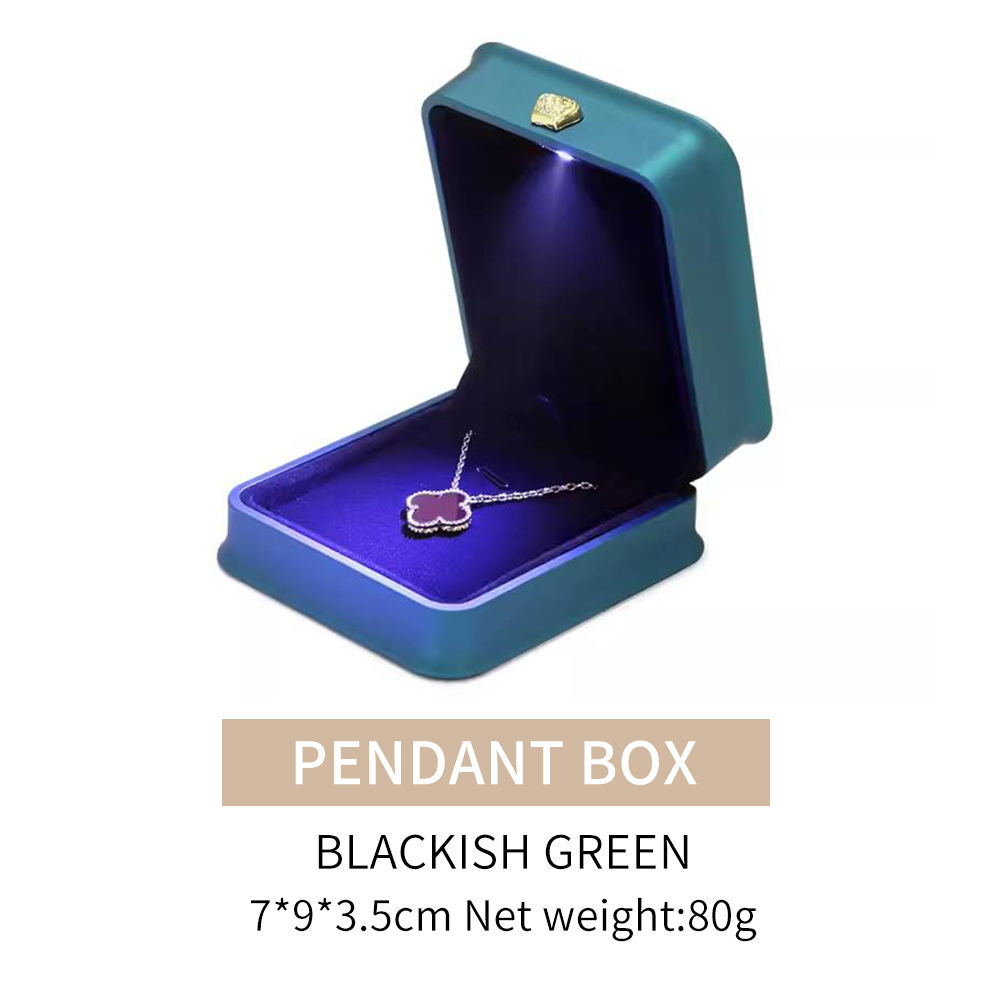 กล่องจี้ สีเขียวอมดำ