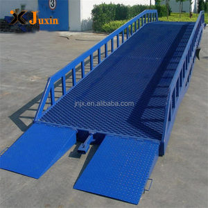 <span class=keywords><strong>Rampe</strong></span> <span class=keywords><strong>de</strong></span> conteneur pour chariot élévateur avec pieds <span class=keywords><strong>de</strong></span> <span class=keywords><strong>support</strong></span> réglables <span class=keywords><strong>de</strong></span> 6, 8, 10 et 15 tonnes - Product Image 4