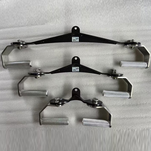 Support de gymnastique à poignée avec rotation à 360 degrés et accessoires d'équipement de fitness réglables et antidérapants Barre de traction arrière - Product Image 5