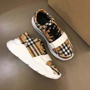 Logo de marque personnalisé ! Chaussures de sport au design rétro de haute qualité, chaussures décontractées légères à semelle épaisse et tendance, pour couples. - Product Image 3