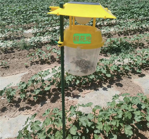 Physical Pest Control Solar <b>UV</b> <b>Light</b> Insect Trap for Organic Farming and Orchard Protection - Product Image 3