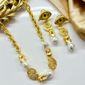 Boucles d'<span class=keywords><strong>oreilles</strong></span> vintage françaises, motif nez, <span class=keywords><strong>bouche</strong></span>, oreille, expression, plaqué or lourd, tendance individuelle - Product Image 1
