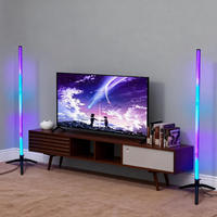 Lámpara de Pie Esquinera LED Moderna con Control por Aplicación, Sincronización Musical, Multicolor, Cuerpo de PVC, Control Remoto, para Dormitorio
