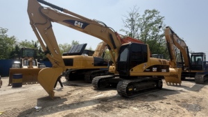 Used Caterpillar <b>excavator</b>, multi-functional CAT 320D2, CAT320, 320C, 320D, 320D2L, 320GC, 20 ton used construction <b>machinery</b> - Product Image 3