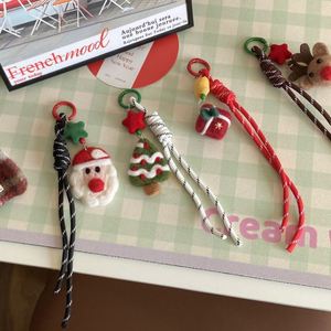 Sac à clés tricoté à la main en forme d'arbre de Noël, Père Noël et ours, idéal comme cadeau pour les amis et pour la décoration de Noël - Vente en gros - Product Image 3