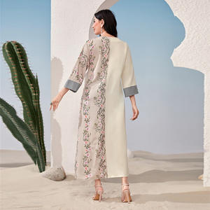 Été/Automne Robe modeste à col en <span class=keywords><strong>V</strong></span> Robe New Retro Spliced Printed Middle Eastern Muslim Fashion Ready Eid - Product Image 3