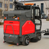 Machine de balayage routier robuste, équipement de balayage de rue avec cabine entièrement fermée pour le nettoyage des sols