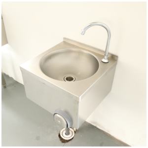 Lavello da cucina a muro senza contatto in <span class=keywords><strong>acciaio</strong></span> inossidabile con rubinetto a mano a mano a mano a mano a mano prezzo economico MOQ 1 - Product Image 6