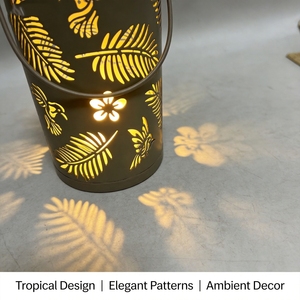 Lanterne solaire d'extérieur étanche à l'eau et à la poussière IP44, lumière chaude sculptée, un compagnon réconfortant les nuits de pluie - Product Image 6