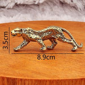 Figura de Leopardo de Latón Vintage Hecha a Mano, Decoración Metálica para el Hogar con Galvanoplastia, Escultura Artística de Animal para Regalo de Boda - Product Image 4