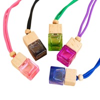 Vente en gros de 8ml de parfum liquide pour voiture Diffuseur de parfum pour voiture Bouteilles en verre pour l'air frais