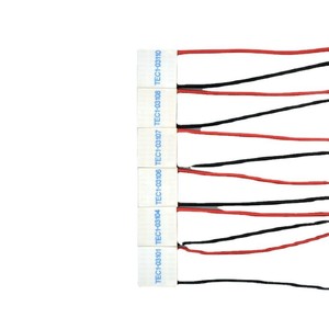 Puce de refroidissement Yu Xiang TEC1-03103 20x20mm à montage en surface pour applications de réfrigération - Product Image 1