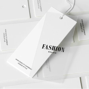 Étiquettes volantes en PVC transparentes de conception OEM Étiquettes pivotantes personnalisées pour vêtements et sacs - Product Image 1