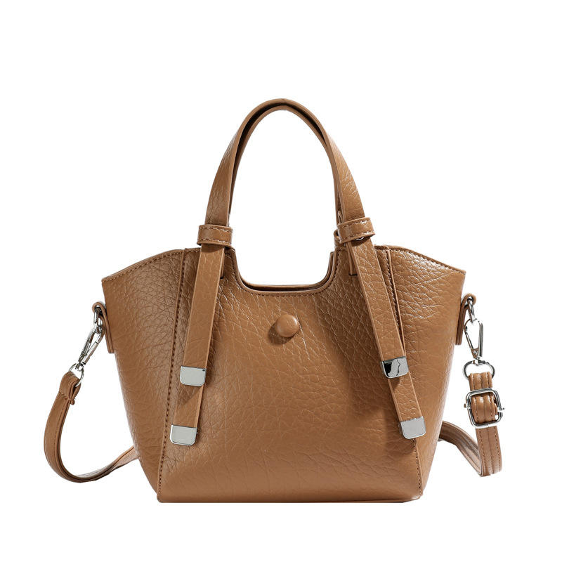 น้ำตาลอ่อน