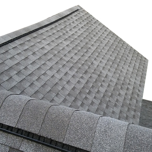 Tuile de toiture en asphalte revêtue de <span class=keywords><strong>granulés</strong></span> céramiques avec isolation réfléchissante pour économie d'énergie des maisons tropicales Boros Energi - Product Image 1