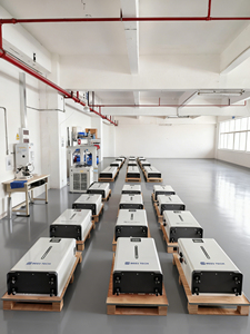 Batería Doméstica de Capacidad Expandible de 16 kWh y 51.2 V, Diseño Apilable para Almacenamiento de Energía Solar - Product Image 4