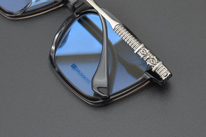 Conception de niche haut de gamme cadre en titane pur <span class=keywords><strong>lunettes</strong></span> pour femmes rétro grand cadre carré <span class=keywords><strong>visage</strong></span> d'affichage <span class=keywords><strong>petit</strong></span> cadre optique pour hommes - Product Image 6