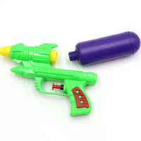 Pistolet à eau en plastique pour enfants, pistolet à eau miniature, pistolet à jet d'eau, parfait pour les combats aquatiques ; jouet aquatique de plage de style nouveau, directement de l'usine