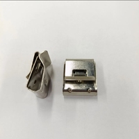 Clip de câble solaire PV SUS304 à prix bon marché d'usine 2 X 4mm ²