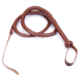 Fouet en cuir marron extra long de 2,9 m, idéal pour la scène, l'équitation, les jeux de rôle pour adultes, les fêtes costumées et les accessoires <span class=keywords><strong>BDSM</strong></span> – Vente chaude - Product Image 1