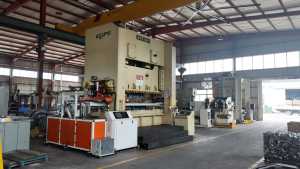 맞춤형 Faw 트럭 예비 스탬핑 부품 Tata 트럭 예비 스탬핑 부품 자동차 스탬핑 부품 스탬프된 섀시 자동차 브래킷 - Product Image 6